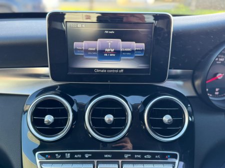 2015 Mercedes-Benz C Class AUTO LOW KMS €14,950 thumbnail