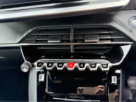 2024 Peugeot 2008 ALLURE - ELECTRIC - AUTO - 12M WARRANTY - CAR: 1601 thumbnail