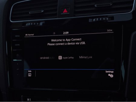 2018 Volkswagen Golf ( 182 REG ) 1.4 HIGHLINE VIRTUAL CLOCKS  SAT NAV PACK - -REVERSE CAMERA - NAVIGATION - CARPLAY - ANDROID AUTO- BLIND SPOT REAR TRAFFIC ASSIST - DISCOVER PRO €18,950 thumbnail