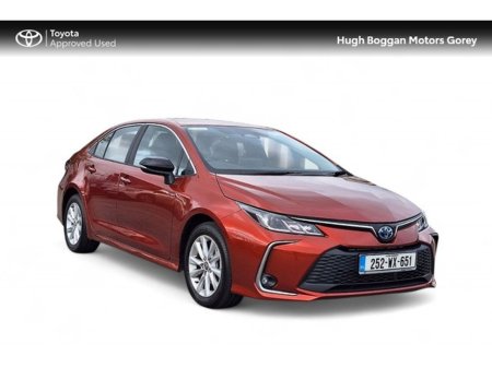 2025 Toyota Corolla COROLLA SALOON LUNA €31,950