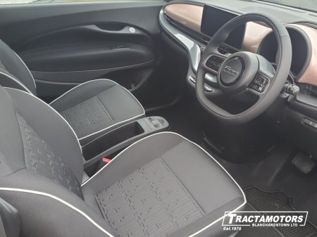 2025 Fiat 500e ICON EDITION 42kw €22,699