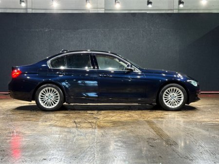 2016 BMW 3 Series 330e 2.0L PHEV SPORT AUTOMATIC - FULL CREAM LEATHER UPHOLSTERY - REVERSE CAMERA €19,950