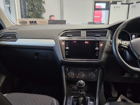 2020 Volkswagen Tiguan 2.0 TDI 150HP Comfortline DSG €27,950 thumbnail