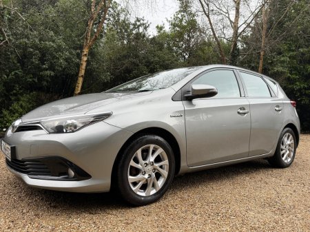 2017 Toyota Auris HYBRID LUNA *Full Toyota Service History…AA Approved…Irish Car* €13,950 thumbnail