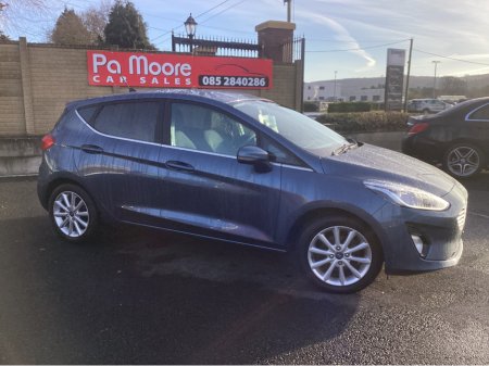 2021 Ford Fiesta ** ONLY 66KMS * F.S.H €18,950 thumbnail