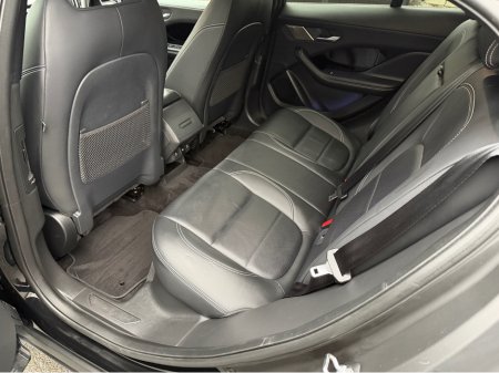 2024 Jaguar I-Pace R-DYNAMIC EV400 BLACK EDITION//IMMACULATE THROUGHOUT//PANORAMIC ROOF//SIMI AND AA DEALER €41,950 thumbnail