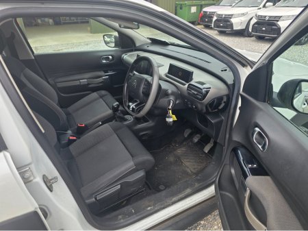 2016 Citroen C4 Cactus 1.2P/TECH FEEL S/S 1 110PS 5DR €5,250