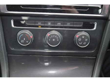 2019 Volkswagen Golf 1.2 TSI  5DR AUTO   HI-SPEC €17,950 thumbnail