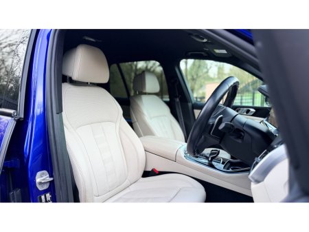 2022 BMW X5 2022 (221) BMW X5 45e M Sport Pro *SAN MARINO BLUE €64,999 thumbnail