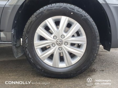 2026 Volkswagen Crafter CR35 Panel van Highline MWB 177 HP 2.0 TDI 8sp Automatic FWD €48,740 thumbnail