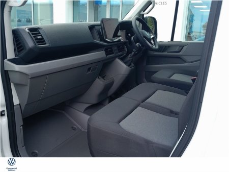2025 Volkswagen Crafter 30 MWB 140HP M6F €34,959