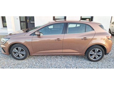 2021 Renault Megane IV ICONIC BLUE DCI 115 4DR €17,250