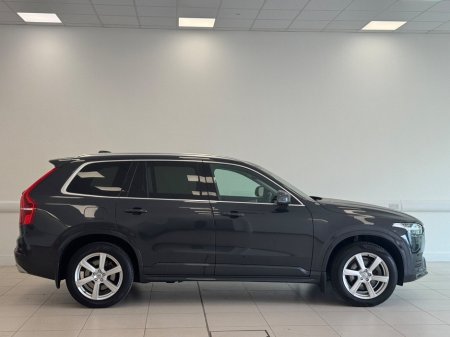 2020 Volvo XC90 B5 (235hp) AWD Momentum Auto €53,500