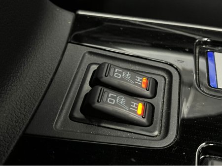 2018 Mitsubishi Outlander €19950! 2018 MISTUBISHI OUTLANDER PHEV HEATED SEATS - SUNROOF - HEATED STEERING WHEEL - CRUISE CONTROL - Reverse Camera €19,950 thumbnail