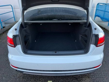 2016 Audi A4 S-LINE PACK 1.4 TFSI // FULL SERVICE HISTORY // NEW 19" S-LINE ALLOYS // APPLE CARPLAY/ANDROID AUTO €19,900 thumbnail