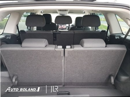 2024 Skoda Kodiaq 2.0TDI 150HP DSG 7 Seats - 18" Diamond Turned Alloy Wheels, Keyless Entry, Memory Seats, LED Lighting, Reverse Camera, Adaptive Cruise €48,495 thumbnail