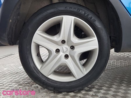 2015 Dacia Sandero Stepway 1.5 dCi 90 STEPWAY ALTERNATIVE €11,890 thumbnail