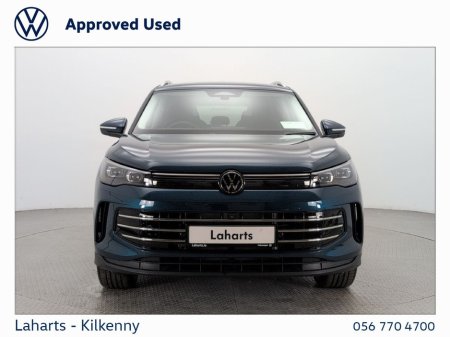 2025 Volkswagen Tiguan 3 ELEGANCE 1.5TSI 204HP DSG PHEV €54,950 thumbnail