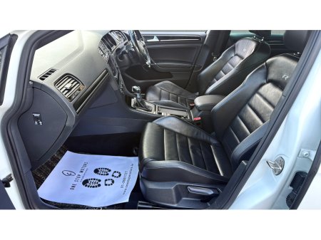 2015 Volkswagen Golf GOLF R 300BHP / AUTO / DSG / 4MOTION / LEATHER / 12MONTH WARRANTY / 90,000 €24,900 thumbnail