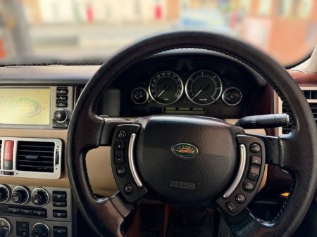 2005 Land Rover Range Rover TD6 HSE €9,950 thumbnail