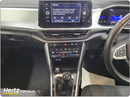 2023 Volkswagen T-Roc LIFE TSI 1.0 Petrol Manual €25,795 thumbnail