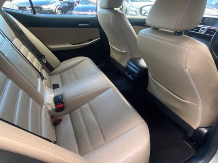 2019 Lexus IS 300 h Executive Edition Hybrid Auto €24,900 thumbnail