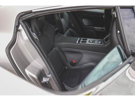 2010 Aston Martin Rapide V12 AUTO €69,995 thumbnail