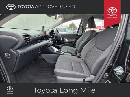 2025 Toyota Yaris 1.5 Petrol Luna 5dr €25,449 thumbnail