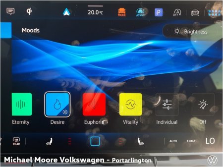 2026 Volkswagen Tiguan R-LINE 2.0TDI 150HP DSG €64,315 thumbnail