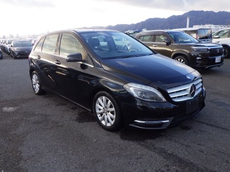 2014 Mercedes-Benz B Class B180 €12,950
