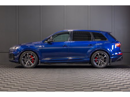 2023 Audi Q7 60 TFSI e Competition €71,950