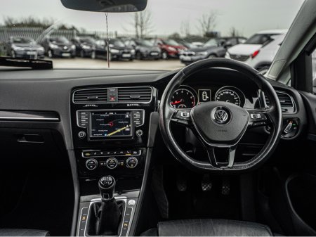 2017 Volkswagen Golf 2017 Golf 1.2tsi HIGHLINE/High spec/1yr warranty €16,888 thumbnail