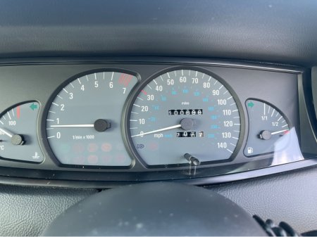 2002 Vauxhall Omega CDX AUTO 16V €2,950