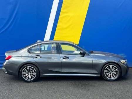 2021 BMW 3 Series 318D M-SPORT AUTO // LEATHER M-SPORT INTERIOR // DUAL ZONE CLIMATE CONTROL // 18