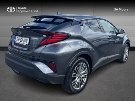 2023 Toyota C-HR HYBRID SOL €30,995