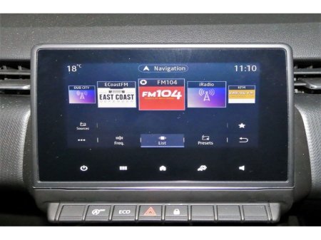 2022 Renault Clio 1.0 TCE ICONIC 90BHP 6SPD *SAT NAV*REAR PARK SENSORS* €16,490 thumbnail