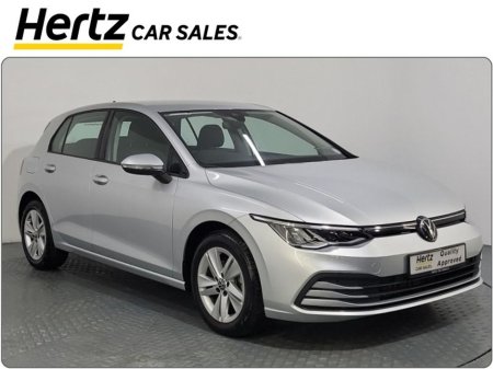 2023 Volkswagen Golf LIFE 2.0 TDI 115HP Diesel Manual €26,995