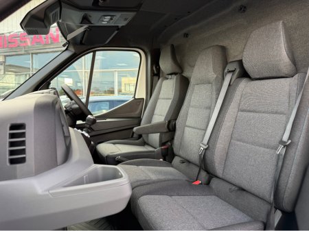 2026 Nissan Interstar Free Towbar & Ply-lining L3H2 150 bhp SV Premium €35,976