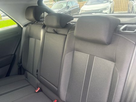 2026 Volkswagen T-Roc EDITION 75 2.0TDI M6F 116HP €40,184 thumbnail