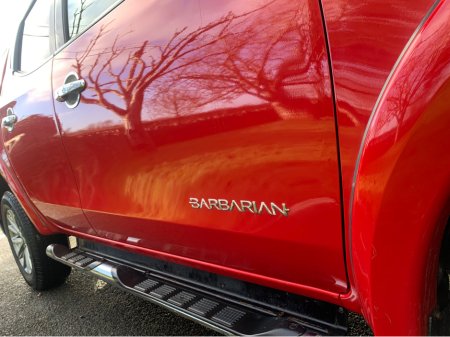 2015 Mitsubishi L200 DID BARBARIAN DCB 4DR 2.5 CR 4WORK €15,995