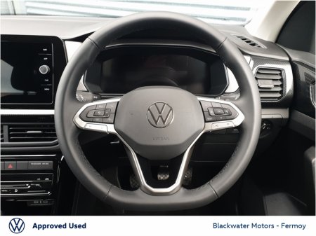 2026 Volkswagen T-Cross T-CROSS EDITION75 1.0 M5F 95HP €40,663 thumbnail