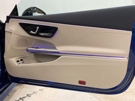 2026 Mercedes-Benz CLE CLE 300 e AMG Line PHEV Coupe - Heated Seats, Reversing Camera, Panoramic Sunroof €84,393 thumbnail