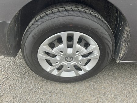 2022 Peugeot Expert  €20,000