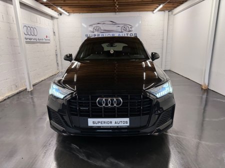2021 Audi Q7  €59,995