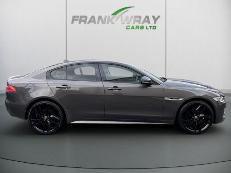 2017 Jaguar XE 2.0 D R-SPORT 180 BHP AWD **8 SPEED AUTO **HEATED SEATS**SAT NAV**XENON HEADLIGHTS**FOUR WHEEL DRIVE**MINT**FSH** €13,950