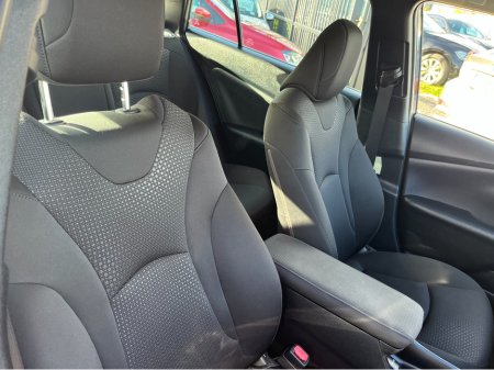 2020 Toyota Prius 1.8 HYBRID AUTOMATIC €16,950 thumbnail