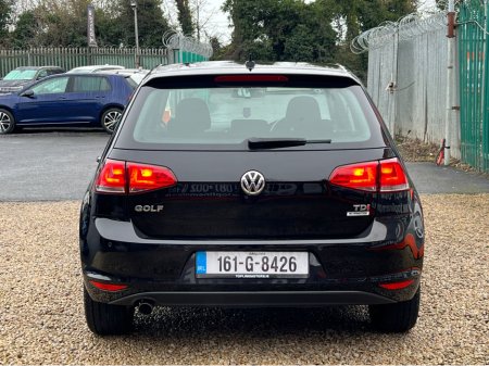 2016 Volkswagen Golf ==STUNNING CAR-1.6TDI//HEATED SEATS//FRESH NCT//SERVICED== €10,450 thumbnail