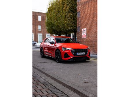 2020 Audi e-tron 50 quattro S Line €34,950