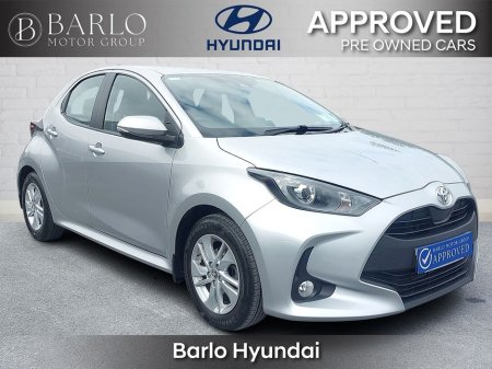 2022 Toyota Yaris 1.0i Luna