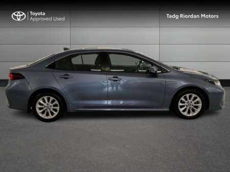 2021 Toyota Corolla LUNA SALOO HYBRID *PRICE REDUCTION* €24,950